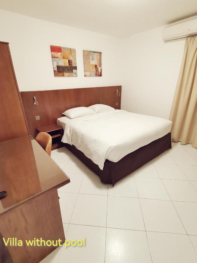 דובאי J5 Four Bedroom Villa Holiday Home In Al Wasl For Families Only מראה חיצוני תמונה
